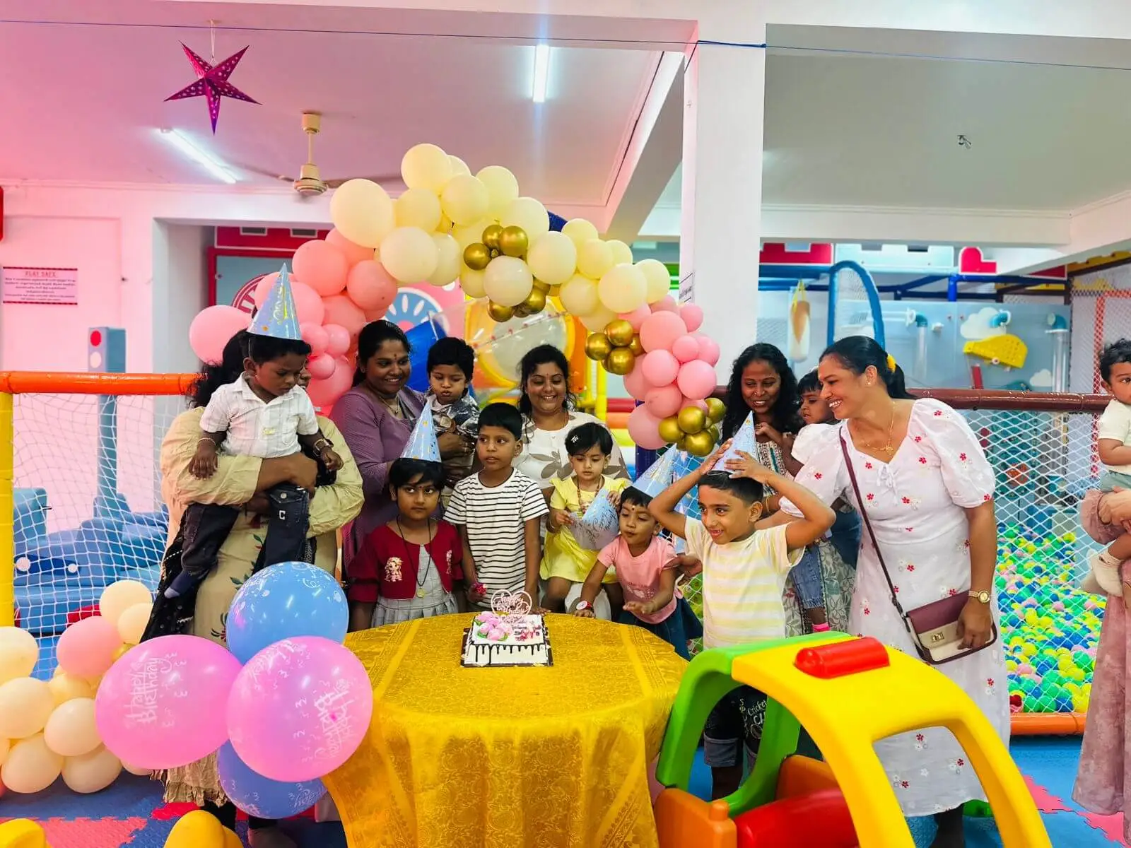 site.gallery_album_birthday_2026_feb — Photo 2